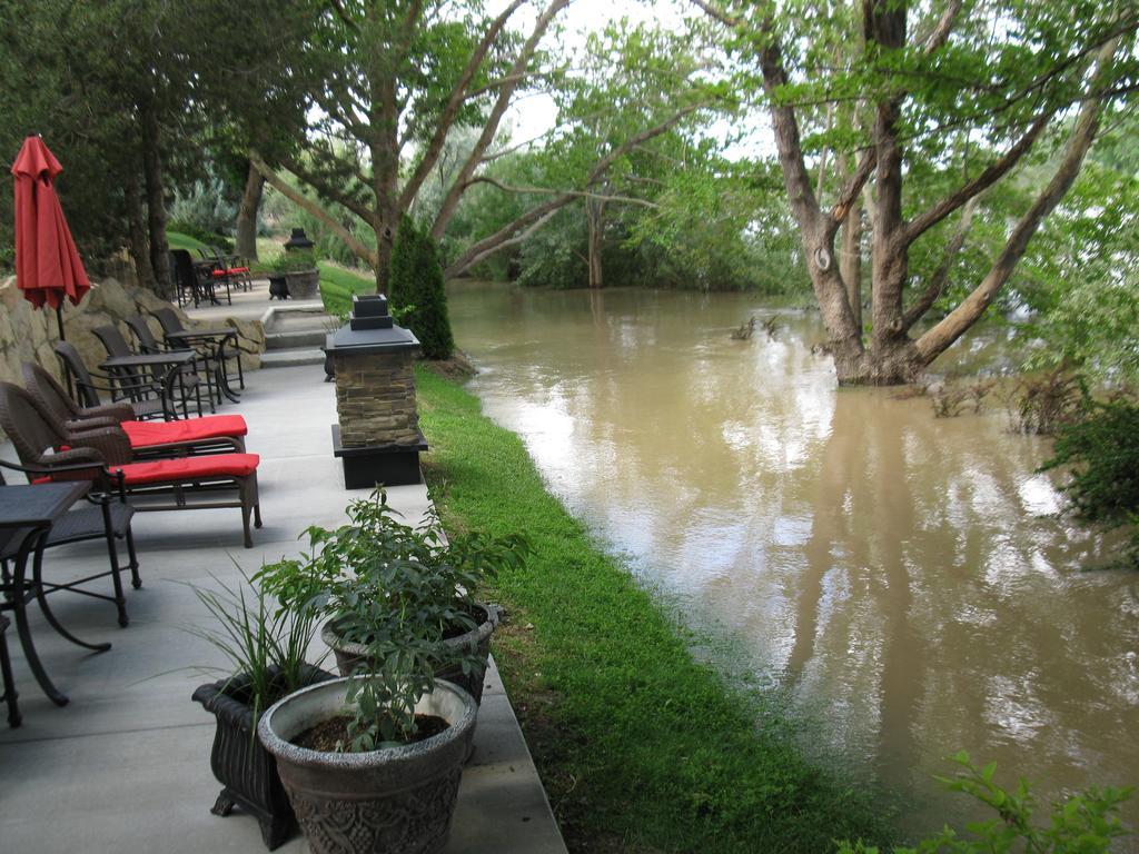 River Terrace Inn Green River Exterior photo